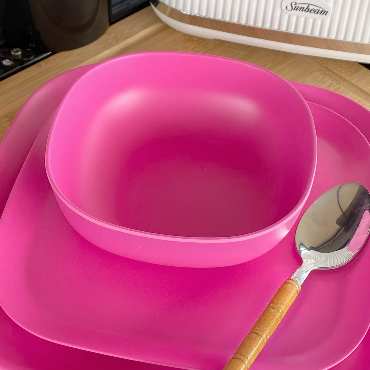 bamboo cereal bowl 15cm on 22cm plate in vintage pink
