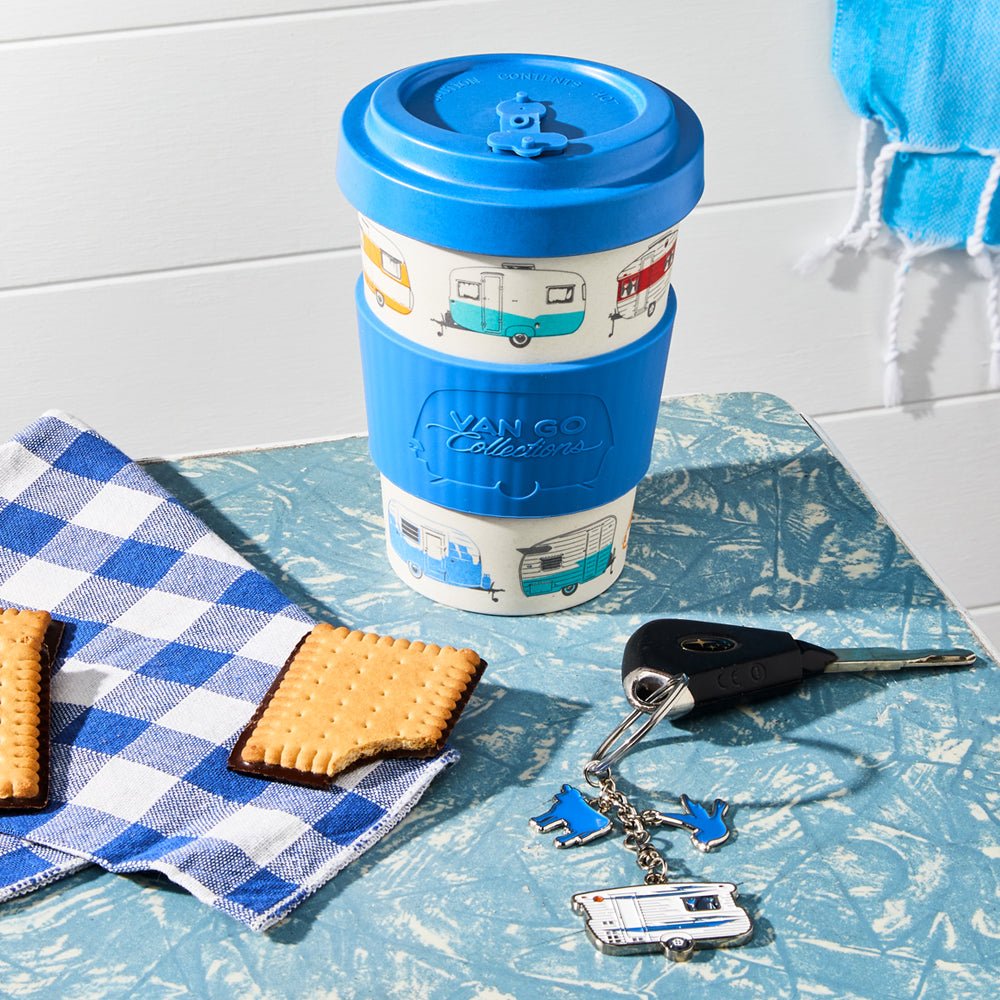 Bamboo Travel Mug 400ml, winter blue BPA free reusable keep cup with spill proof lid with keyring on retro table