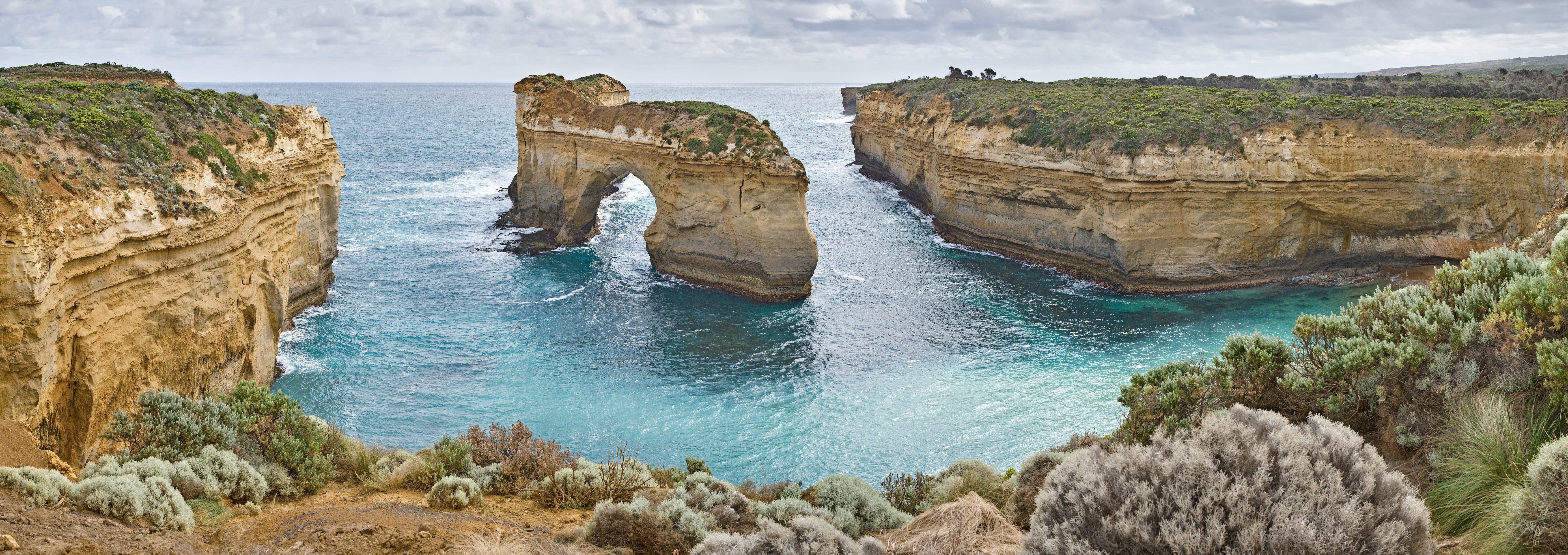 Island Archway on the Great Ocean Road in Victoria, Australia | David Iliff