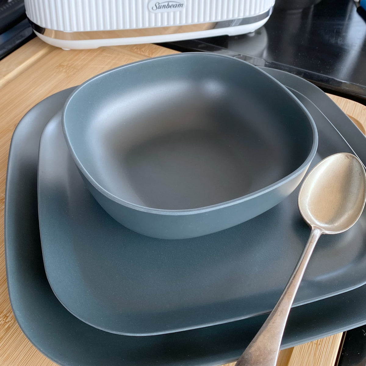 bamboo plate 22cm and 26cm with bowl and spoon, in midnight grey