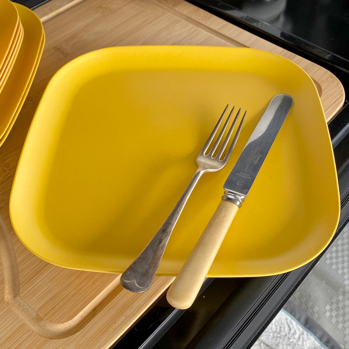 bamboo plate 26cm in sunshine yellow
